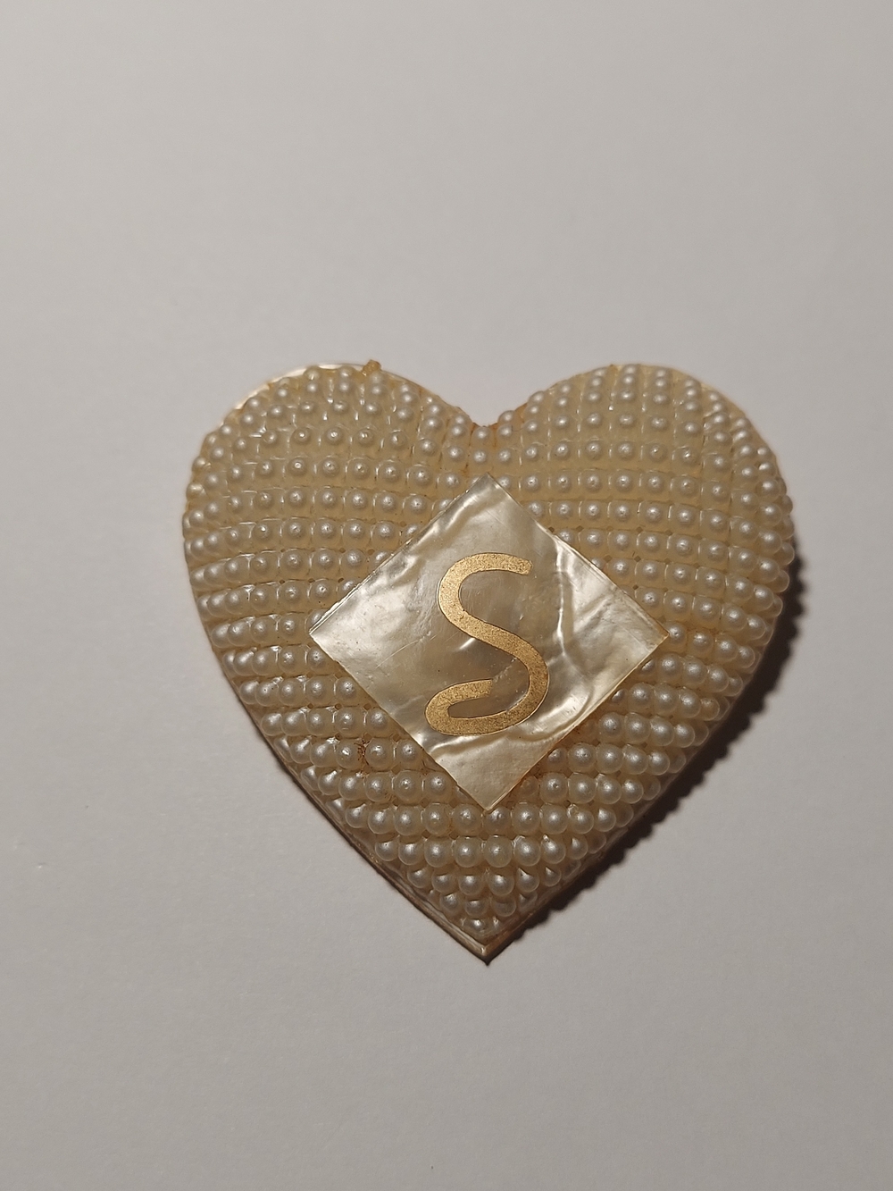VTG 1940s Celluloid Heart Brooch Faux Pearl Monogram S Sweetheart Pin 2.25"